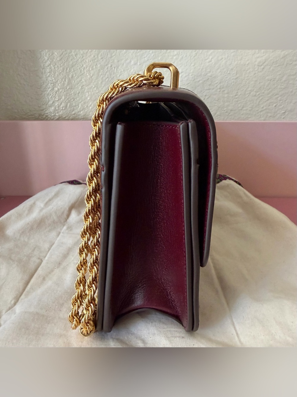 Brand New Tory Burch Eleanor Burgundy Leather Shoulder Bag - Picture 4 of 10